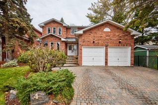 Detached House for Sale, 4 Camor Ct, Toronto, ON