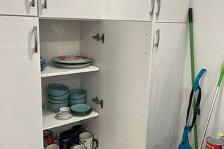 Apartment for Sale, 812 Burnhamthorpe Rd W #1409, Toronto, ON Apartment for Sale, 812 Burnhamthorpe Rd W #1409, Toronto, ON