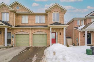 Townhouse for Sale, 208 Tom Taylor Cres, Newmarket, ON