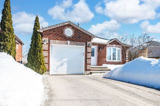 Detached House for Sale, 76 Stanley St, Barrie, ON