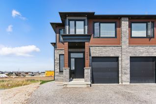 Semi-Detached House for Sale, 7384 Splendour Dr, Niagara Falls, ON