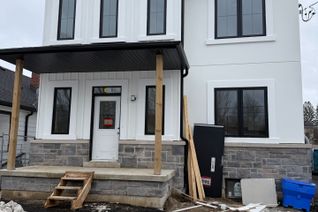 Bungaloft for Rent, 19 Cousins Dr #2, Aurora, ON