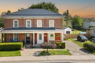 Semi-Detached House for Sale, 30 King St, Prince Edward County, ON