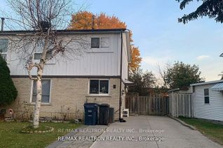 Semi-Detached House for Rent, 7 Parsell Sq, Toronto, ON