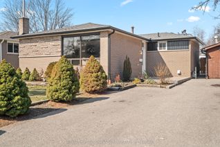 Bungalow for Sale, 216 Folkstone Cres, Brampton, ON