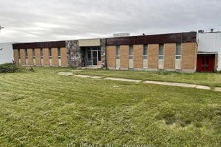Industrial Property for Lease, 950 Mackay St, Pembroke, ON