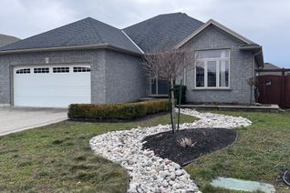Bungalow for Sale, 37 Galinee Trl, Norfolk, ON