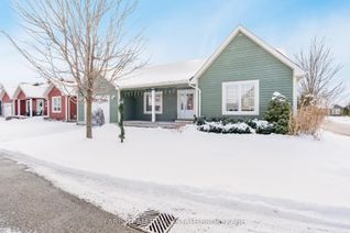 Bungalow for Sale, 1 Bay Moorings Blvd, Penetanguishene, ON