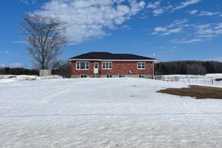 Bungalow for Rent, 488 Fenel Rd, Kawartha Lakes, ON