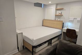Freehold Townhouse for Sale, 40 Akil Thomas Gdns, Toronto, ON Freehold Townhouse for Sale, 40 Akil Thomas Gdns, Toronto, ON