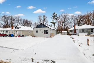 Bungalow for Sale, 208 Bayview Ave, Georgina, ON