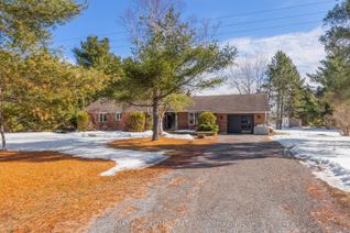 Bungalow for Sale, 213 Calabogie Rd, McNab/Braeside, ON Bungalow for Sale, 213 Calabogie Rd, McNab/Braeside, ON