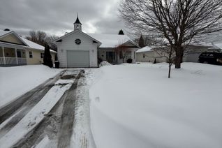 Bungalow for Rent, 22 INVERARAY Ct, Bracebridge, ON