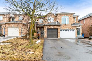 Freehold Townhouse for Sale, 515 Rourke Pl, Newmarket, ON