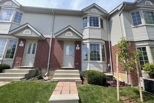 Condo Townhouse for Sale, 70 Chapman Ct #23, London North, ON