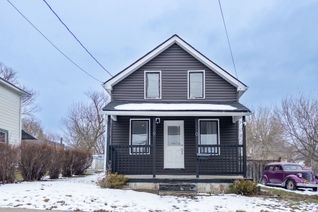 Detached House for Sale, 90 Palace Rd, Greater Napanee, ON