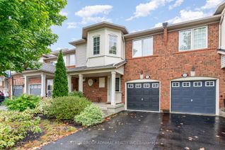 Townhouse for Sale, 2225 Amberglen Ct, Oakville, ON