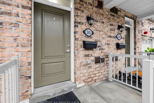 Condo Townhouse for Sale, 50 Edinburgh Dr W #35, Brampton, ON