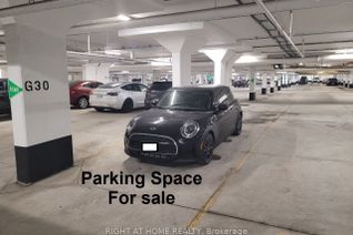 Apartment for Sale, 15 David Eyer Rd #1407, Richmond Hill, ON