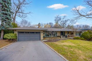 Detached House for Sale, 1561 Pinetree Cres, Mississauga, ON