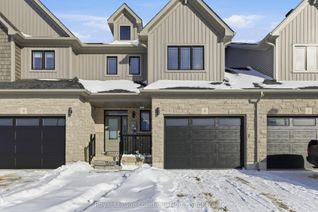 Freehold Townhouse for Sale, 5 Swain Cres, Collingwood, ON