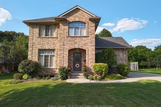 Detached House for Sale, 338 Delamere Ave, Stratford, ON