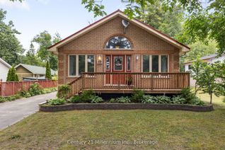 Backsplit for Sale, 49 32nd St N, Wasaga Beach, ON