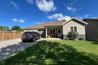 Bungalow for Rent, 22 Edward St W #B, Clearview, ON