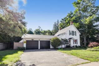 Detached House for Sale, 3 Dundas St E, Erin, ON