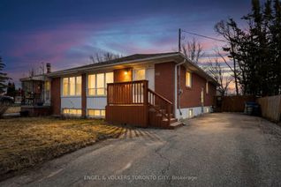 Semi-Detached House for Sale, 122 Septonne Ave, Newmarket, ON