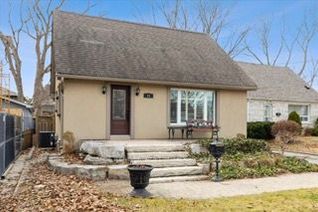 Detached House for Sale, 11 Chelsea Dr, Toronto, ON