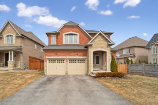 Detached House for Sale, 22 Mccombe Ln, Vaughan, ON