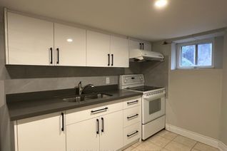 Freehold Townhouse for Rent, 129 Wolseley St #Bsmt, Toronto, ON