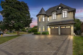 Detached House for Sale, 1 Lancer Dr, Vaughan, ON