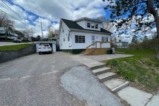 Detached House for Sale, 59 West St S, Huntsville, ON