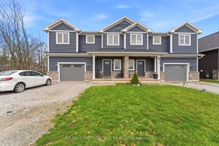 Semi-Detached House for Rent, 212 Iva St, Welland, ON