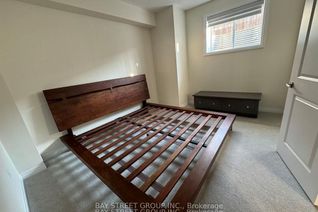 Townhouse for Rent, 121 SETTLERS Rd E, Oakville, ON