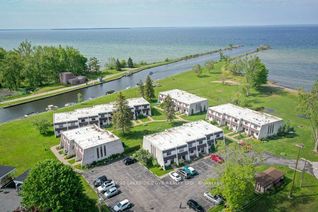 Condo Townhouse for Sale, 1 Paradise Blvd #Unit 14, Ramara, ON