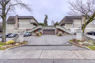 Townhouse for Rent, 1250 Mississauga Valley Blvd S #182, Mississauga, ON Townhouse for Rent, 1250 Mississauga Valley Blvd S #182, Mississauga, ON
