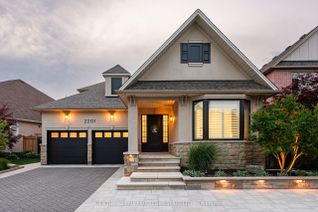 Bungaloft for Sale, 2201 Rochester Cir, Oakville, ON