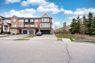 Townhouse for Sale, 102 Decker Hollow Cir, Brampton, ON