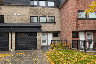 Condo Townhouse for Sale, 38 Henderson Dr, Aurora, ON