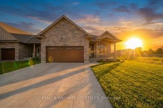 Bungalow for Sale, 112 LENEVE St, Lambton Shores, ON