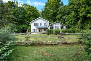 Detached House for Sale, 1084 Moon Rd, Frontenac, ON