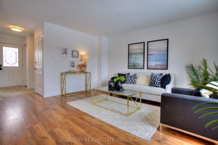 Freehold Townhouse for Sale, 24 Lampman Ln Ln, Barrie, ON