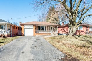 Bungalow for Sale, 387 Crosby Ave, Richmond Hill, ON