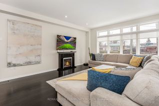 Detached House for Sale, 338 Woodale Ave, Oakville, ON