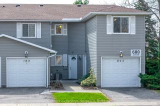 Townhouse for Sale, 600 Carlton St #205, St. Catharines, ON