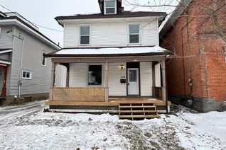 Property for Sale, 216 Mary St, Pembroke, ON