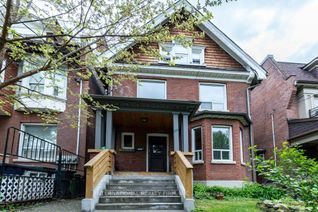 Triplex for Rent, 201 Madison Ave #Unit D, Toronto, ON